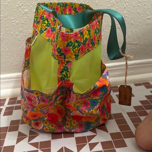 Retro Floral Garden Shower Caddy - Picture 3 of 4